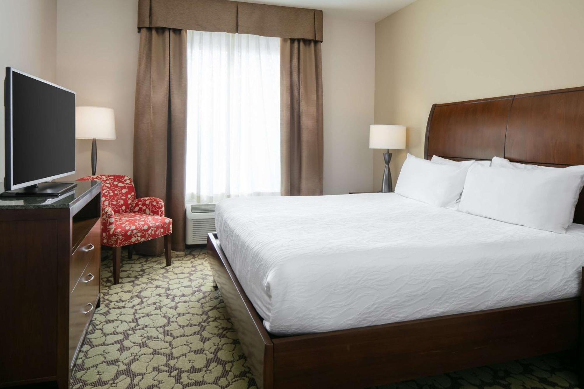 Hilton Garden Inn Bettendorf/ Quad Cities Exterior photo
